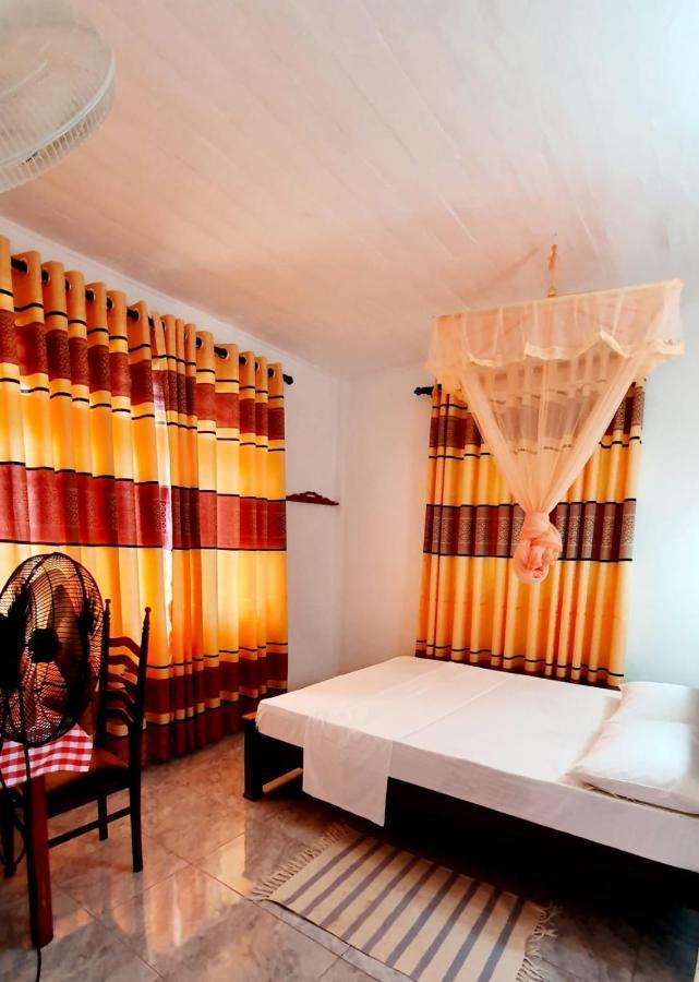 Guesthouse Kind And Love 히카두와 외부 사진