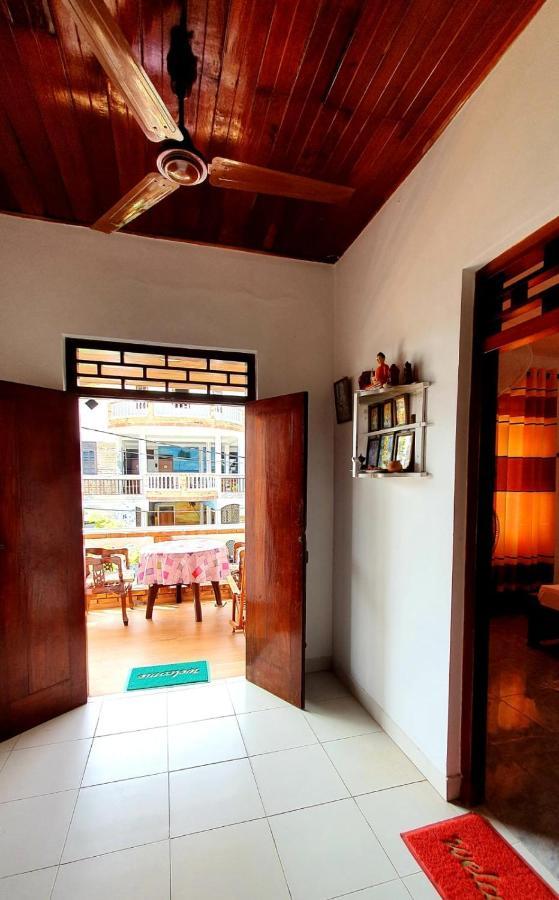 Guesthouse Kind And Love 히카두와 외부 사진